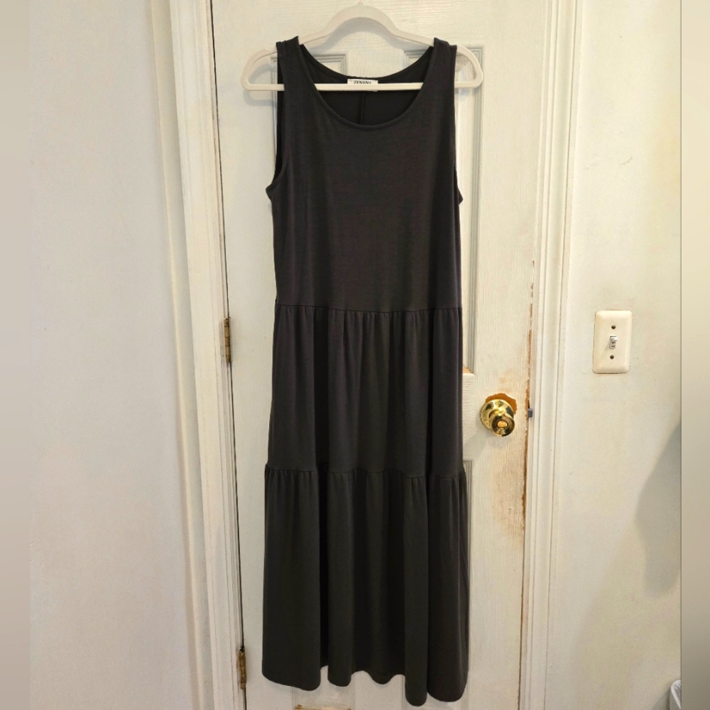 Zenana NWOT Tiered Midi Dress Large - Picture 2 of 9